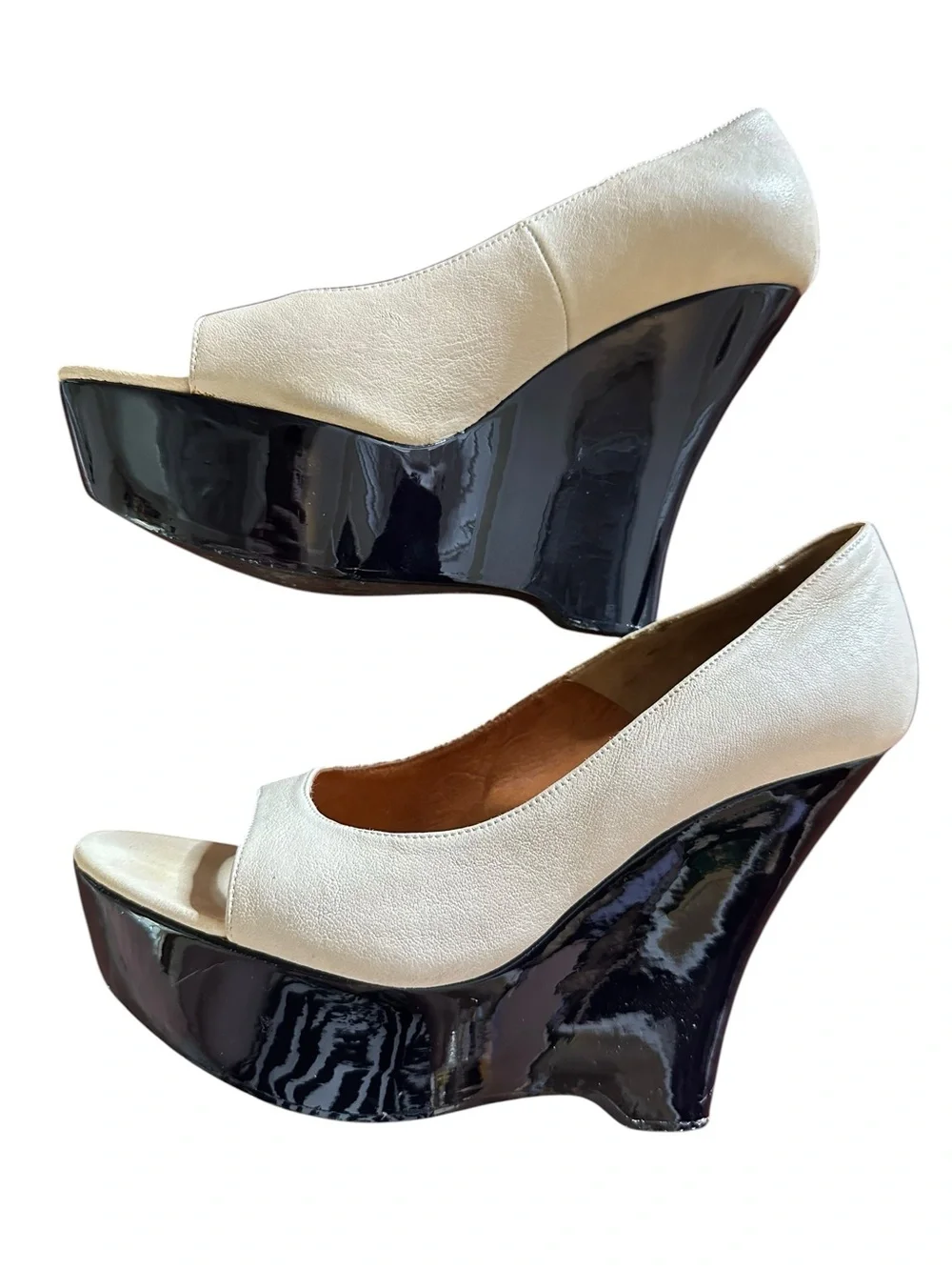 Vintage Lanvin Cream Leather Peep-Toe Wedge with lacquered Black Platform sz 37